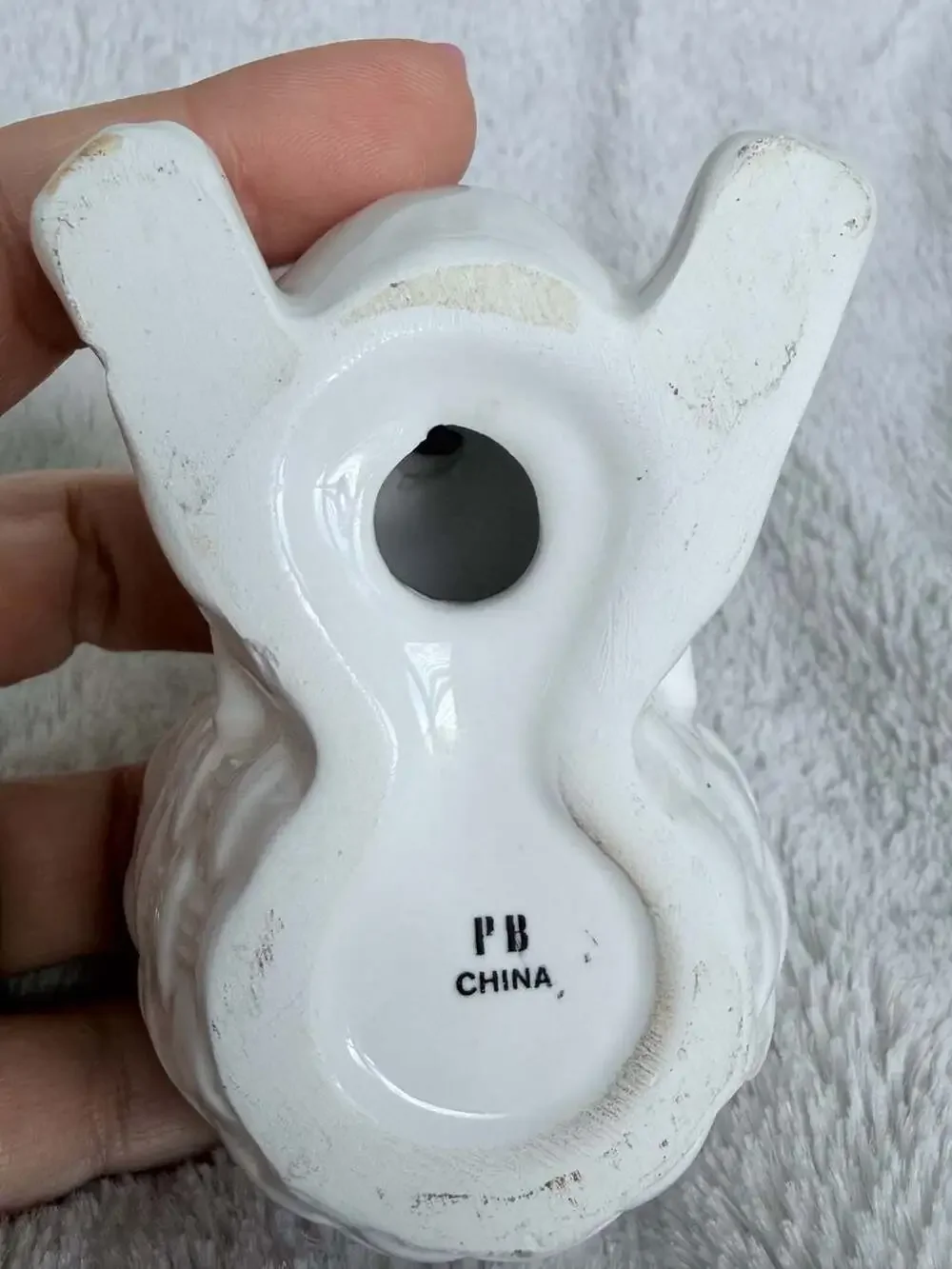 Pottery Barn White Ceramic Easter Rabbit Bunny with Basket Bowl